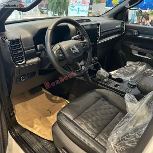 Xe Ford Everest Platinum 2.0L 4x4 AT 2024 Trắng, Nội Thất Đen