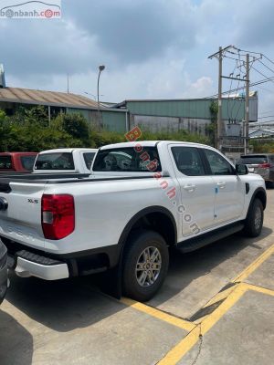 Xe Ford Ranger XLS 2.0L 4x2 AT 2024 Trắng, Nội Thất Đen