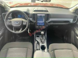 Xe Ford Ranger XLS 2.0L 4x2 AT 2024 Trắng, Nội Thất Đen