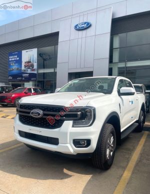 Xe Ford Ranger XLS 2.0L 4x2 AT 2024 Trắng, Nội Thất Đen